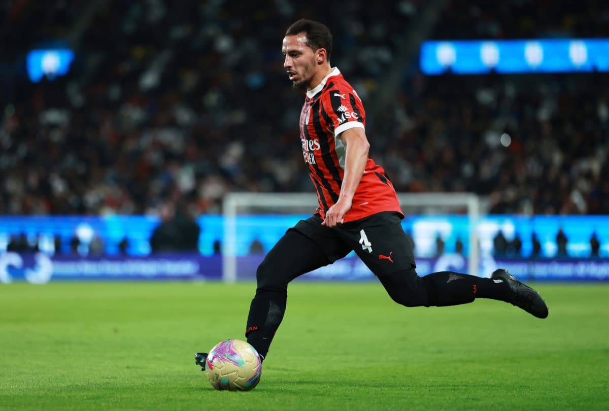 Official: AC Milan part company with long-term absentee Ismaël Bennacer