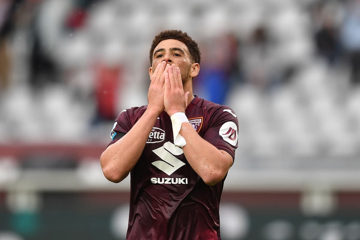 Scotland international Che Adams tempted by Wolves despite €5m Venezia offer