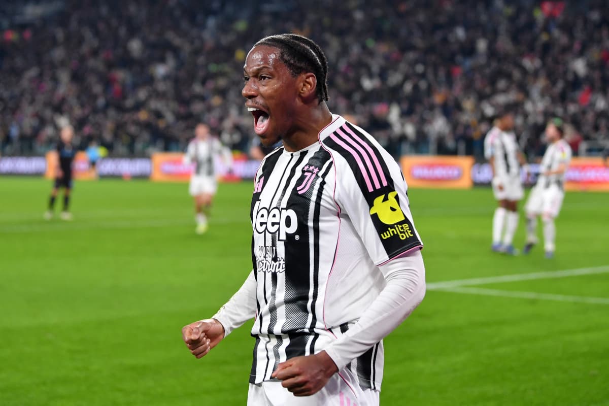 Juventus and PSG in talks over David and Suzuki