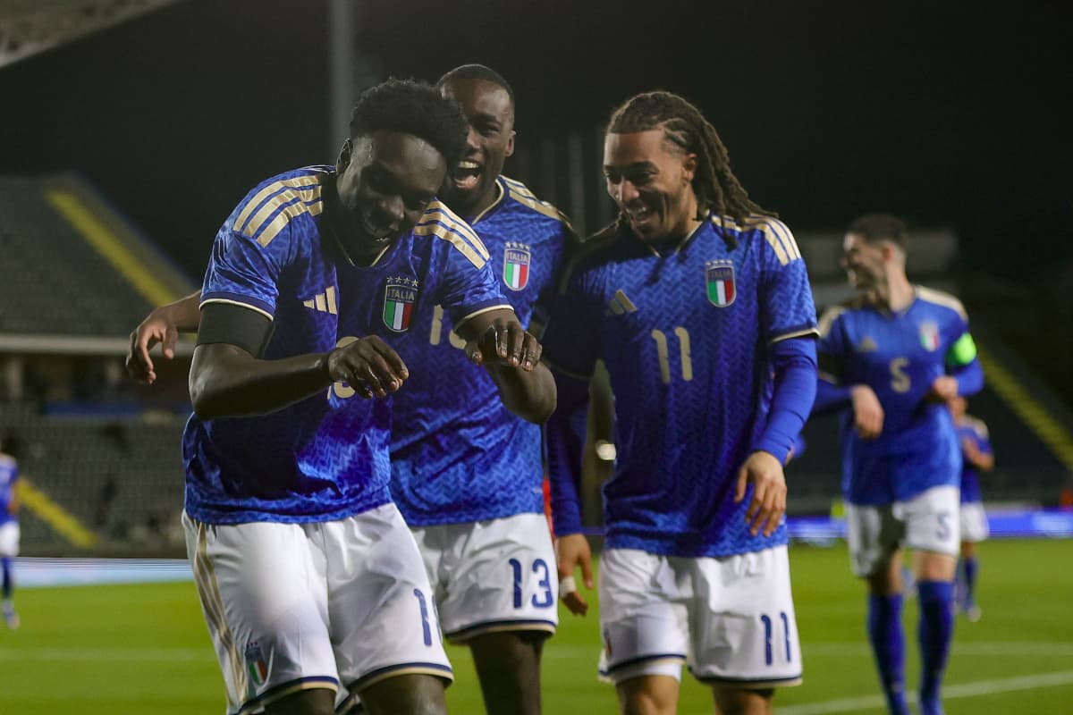 Italy's Kayode scores to put Brentford 3-0 up against Tottenham