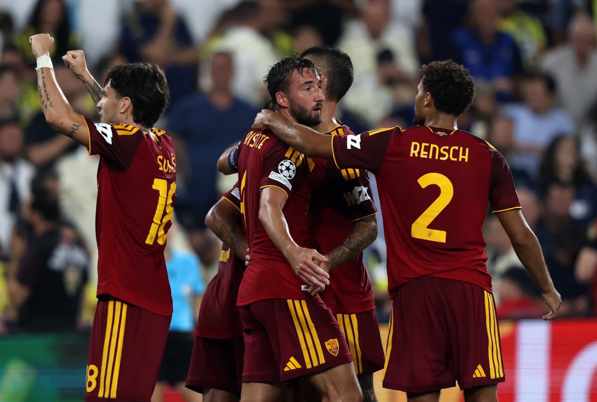 Svilar: 'Roma had the better game against Fenerbahce, we'll take the draw'