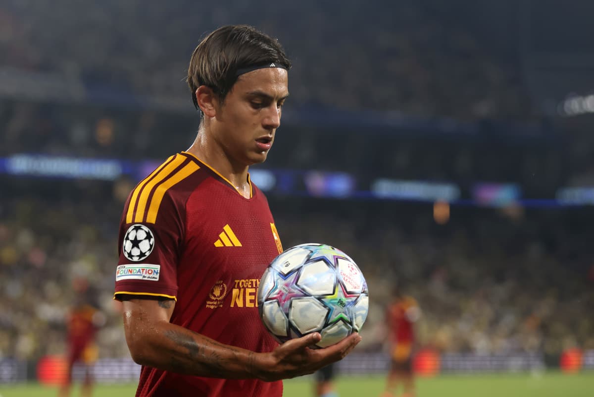 Dybala hopes career ends in Italy: 'Roma give even more at home'