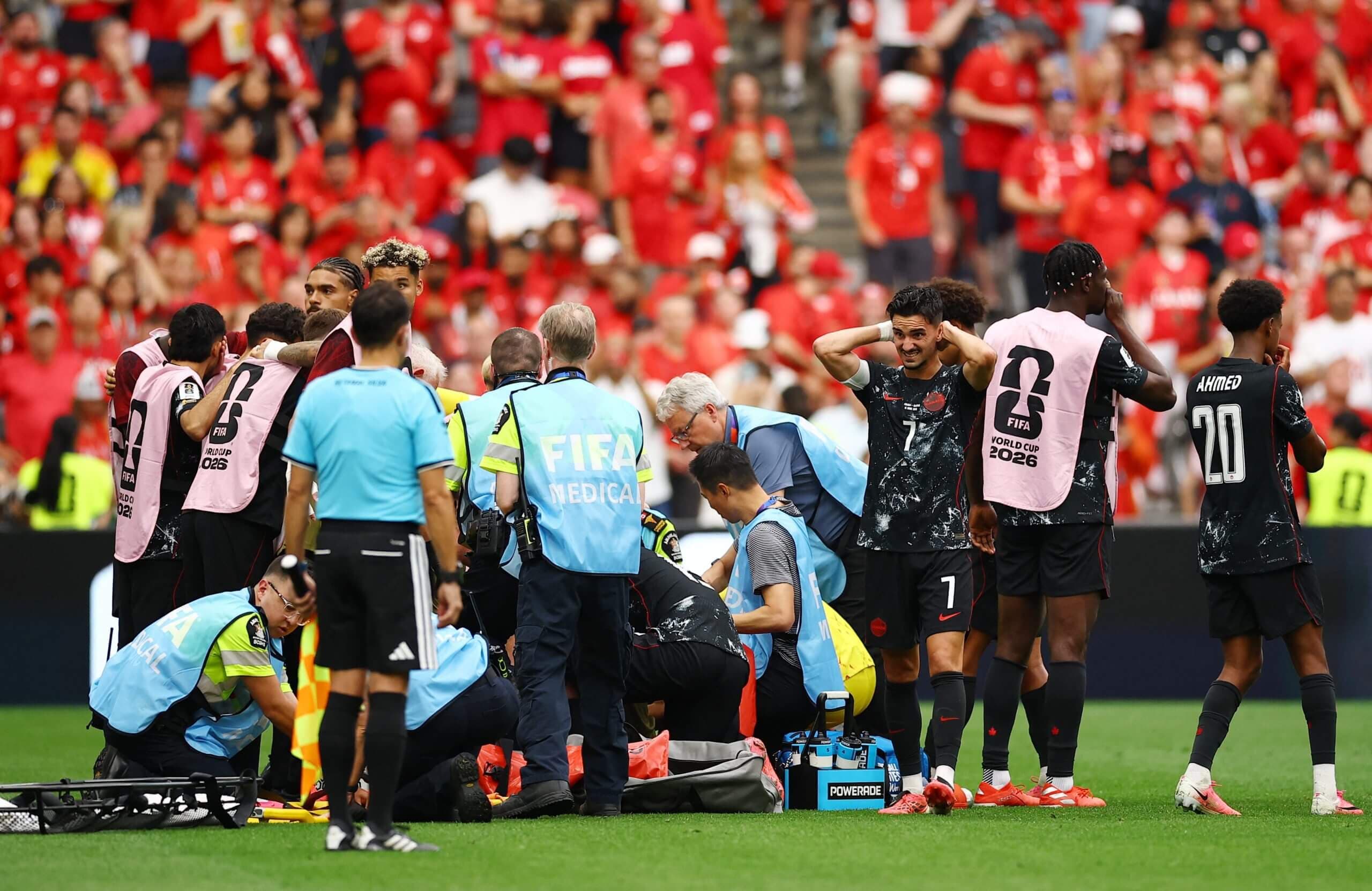 Canada's Ismaël Koné suffers apparent serious left leg injury in World Cup game