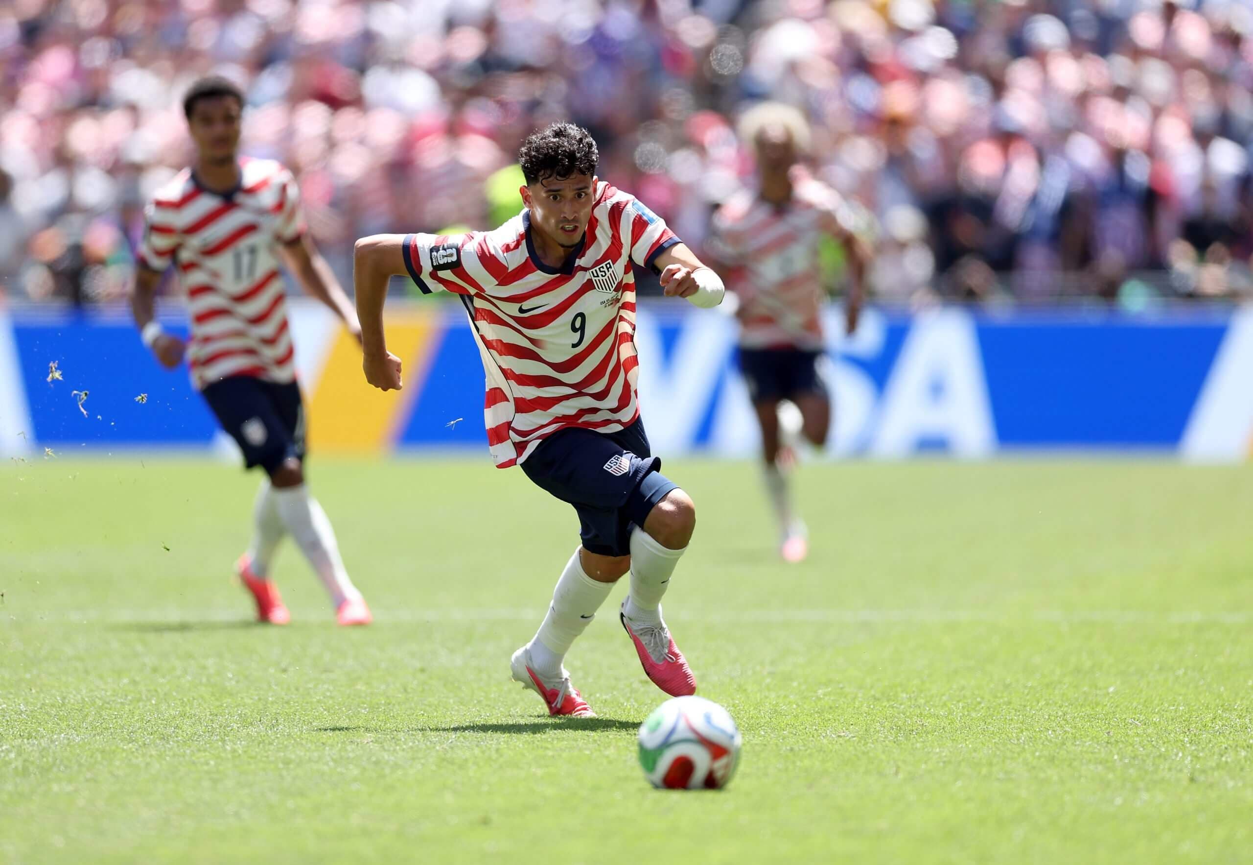 PSV coach Peter Bosz 'happy' for Ricardo Pepi to stay as new season begins