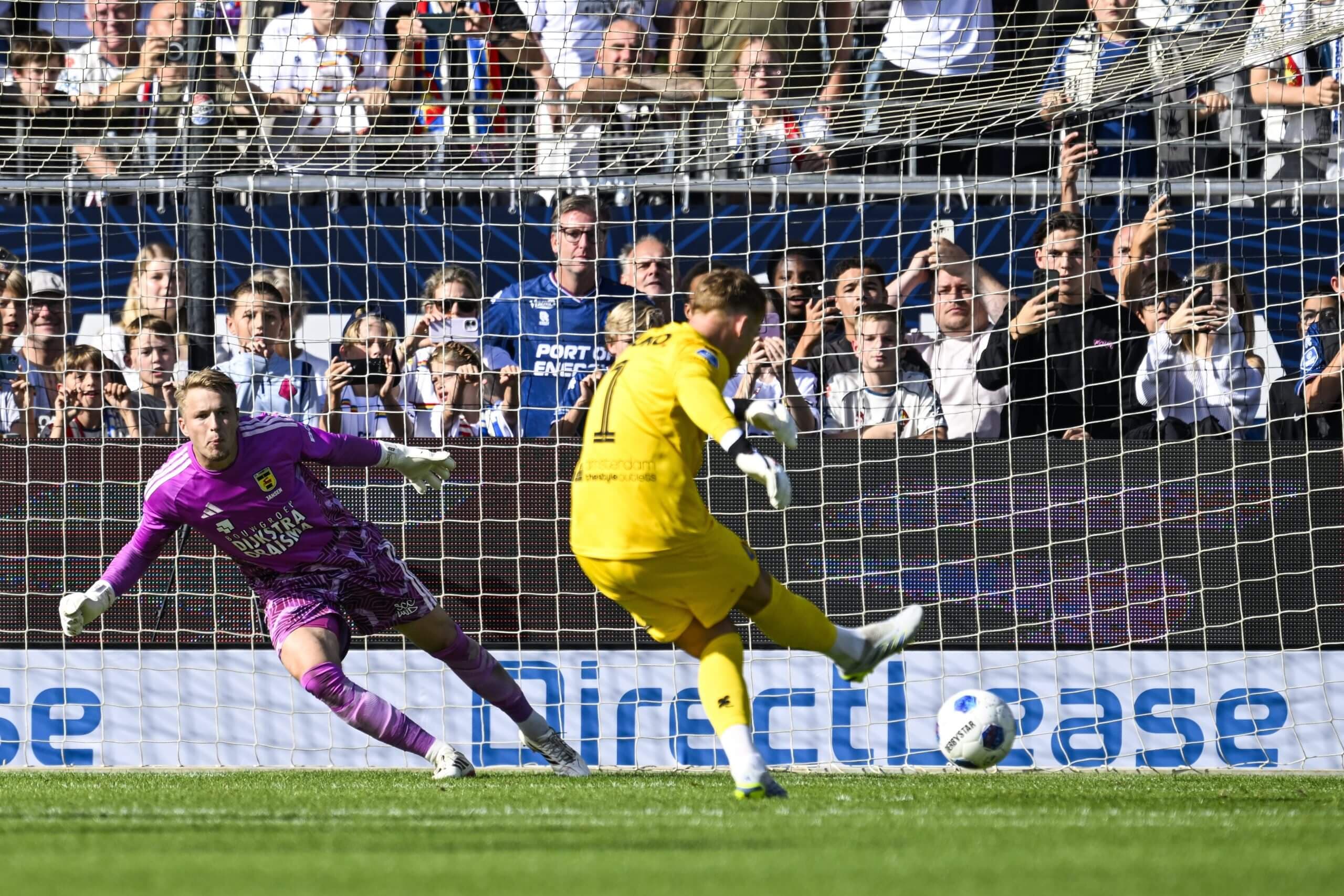 Like father, like son: Ronald Koeman Jr, the set-piece specialist who is also a goalkeeper