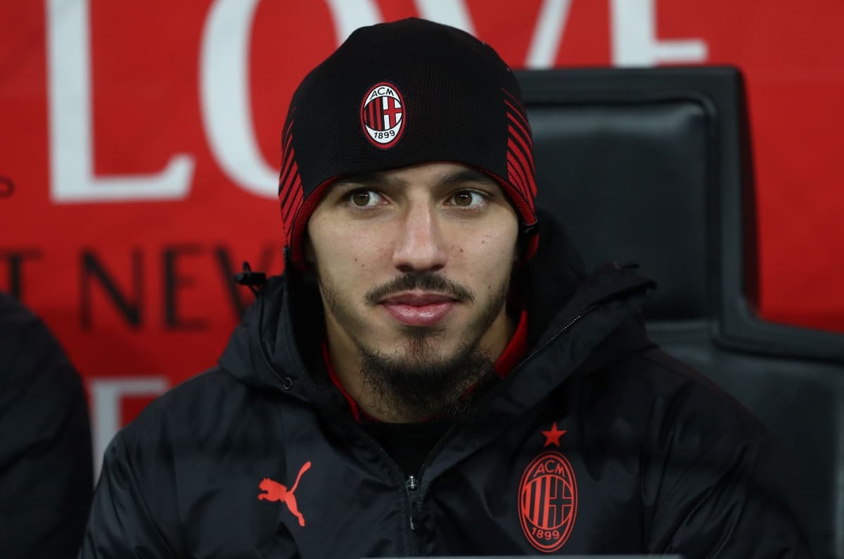 Milan cut ties with forgotten midfielder Bennacer ahead of Qatar move