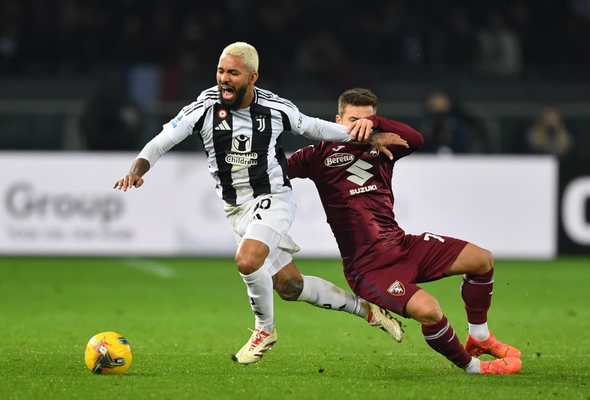 Everton interested in Douglas Luiz but Juventus remains his priority