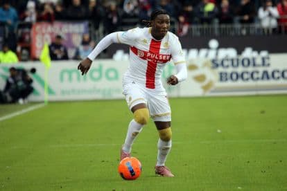 Report: Genoa reject €15m Napoli bid for Norton-Cuffy