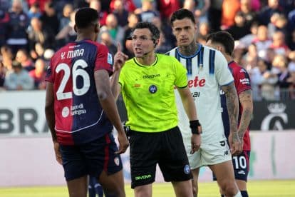 Fenerbahce step up interest in Cagliari's Mina