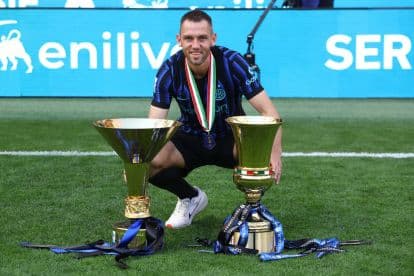 De Vrij says goodbye to Inter, will join Panathinaikos as free agent