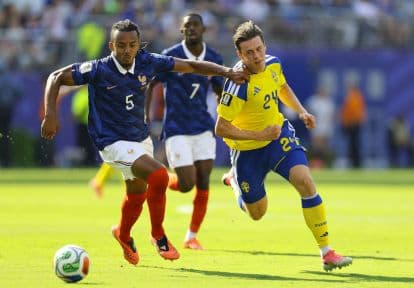 Genoa targeting Sweden's Stroud and Morocco striker Bentayeb