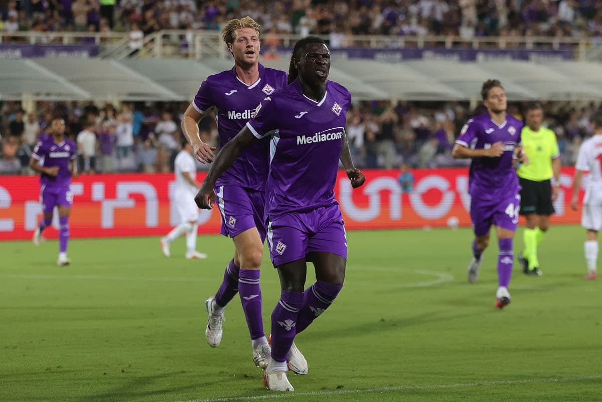 Como need three sales before making serious move for Moise Kean