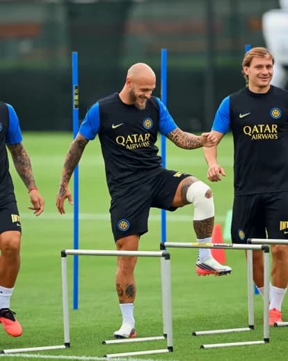 Inter meet Dimarco's agent ahead of Real Madrid clash amid contract talks