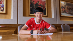 Charlton Athletic sign Leicester's Neville