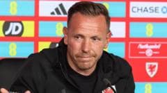 Bellamy to stay with Wales as Burnley move collapses