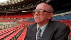 Coroner finds headers caused Nobby Stiles' brain disease