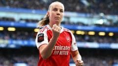 Manchester City sign Mead on free transfer