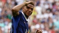 Mbappé first to win Golden Boot twice as Rodri named World Cup's best player