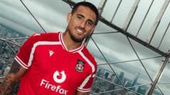 Wrexham complete signing of Crystal Palace defender Imray