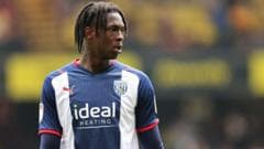 Former West Brom midfielder Castro dies aged 25 during friendly