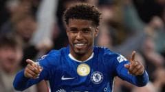 Chelsea's Santos considered as Man Utd look to solve midfield issues