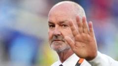 Clarke bids farewell to Scotland with open letter to Tartan Army