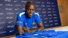 Idolises Ronaldo, plays like Saka - meet £40m Chelsea target Quenda