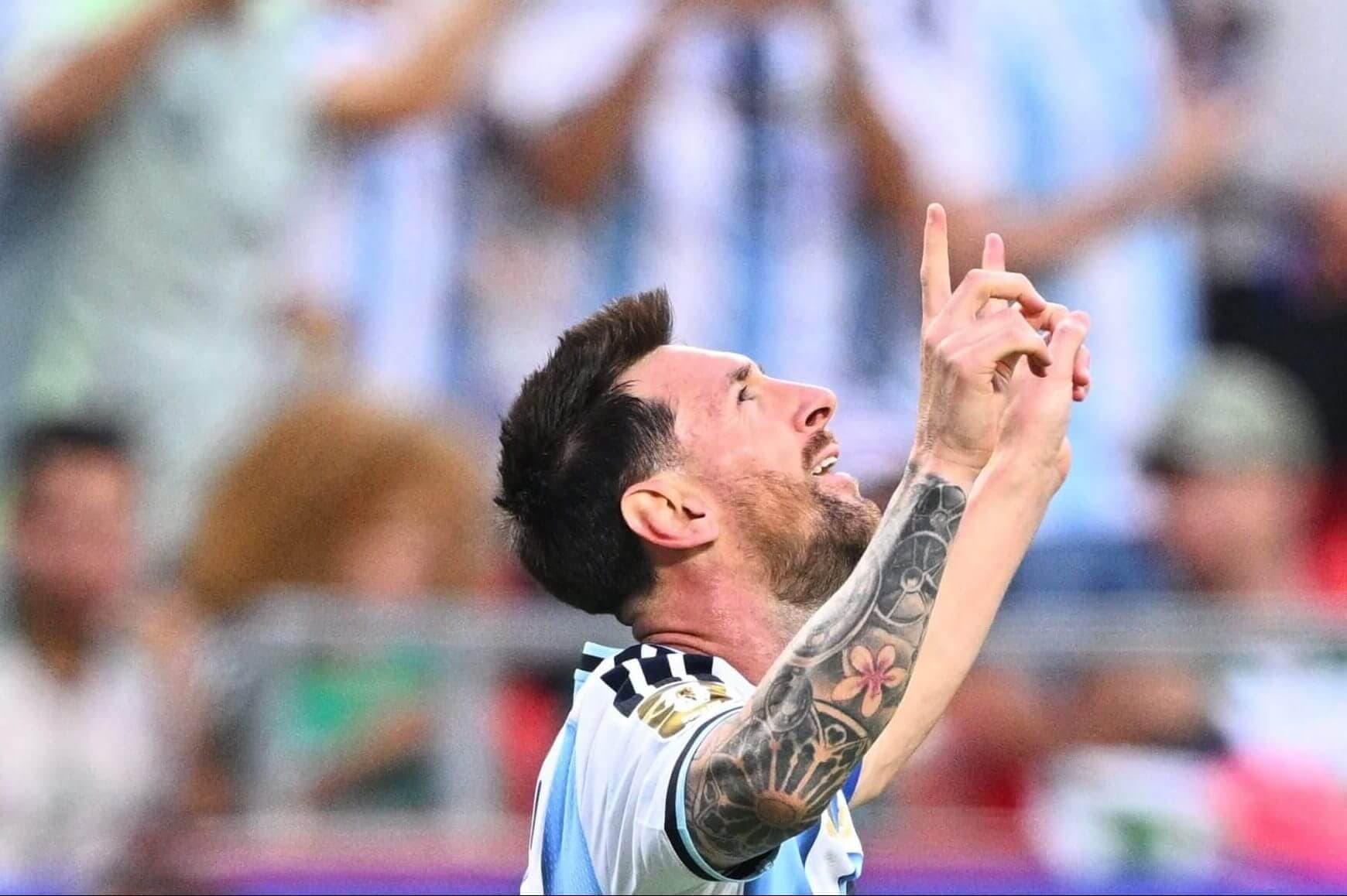 Messi's hat-trick powers Argentina past Algeria amid red card controversy