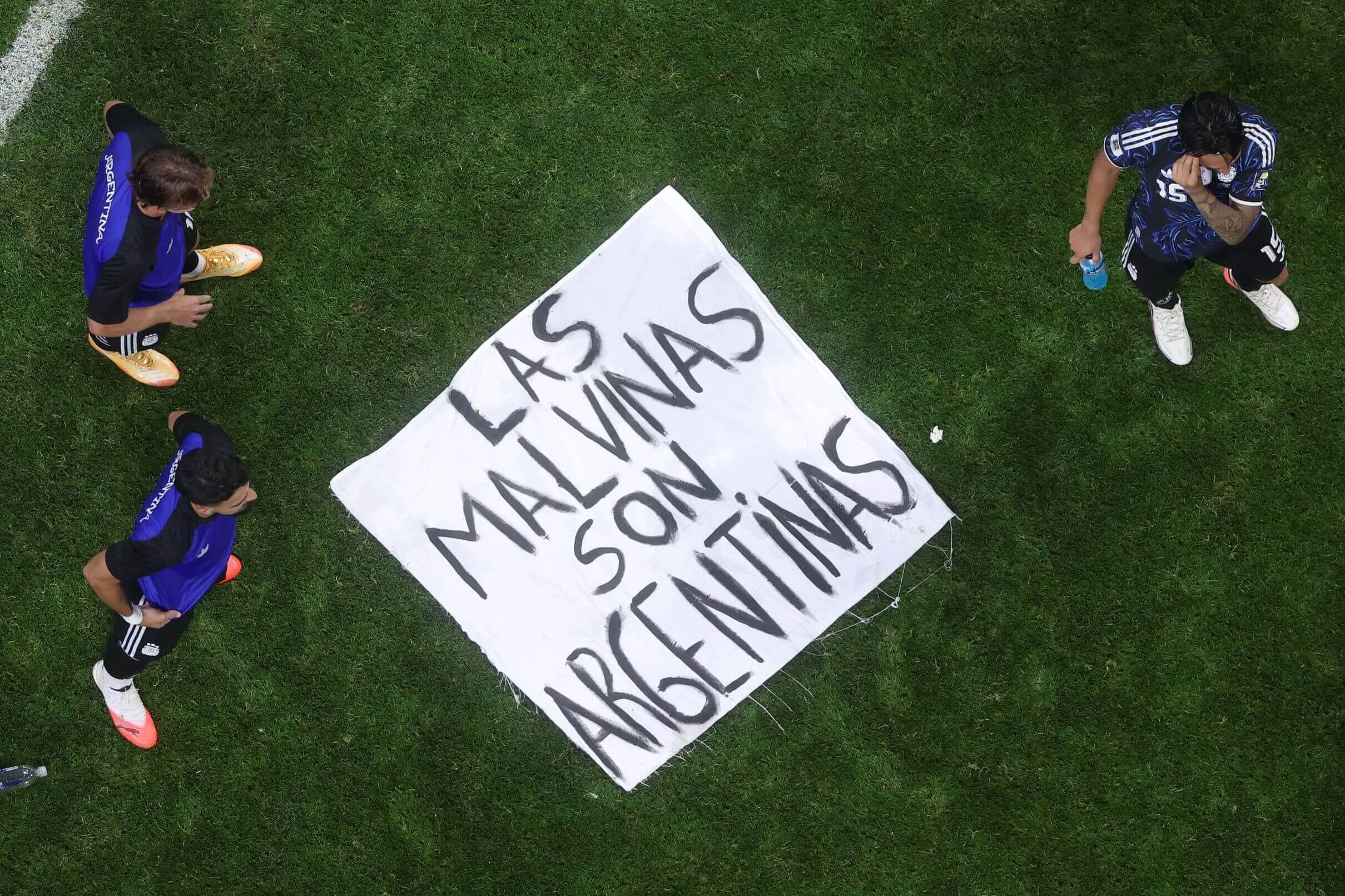 Argentina risks FIFA punishment for Falklands flag during England World Cup celebrations