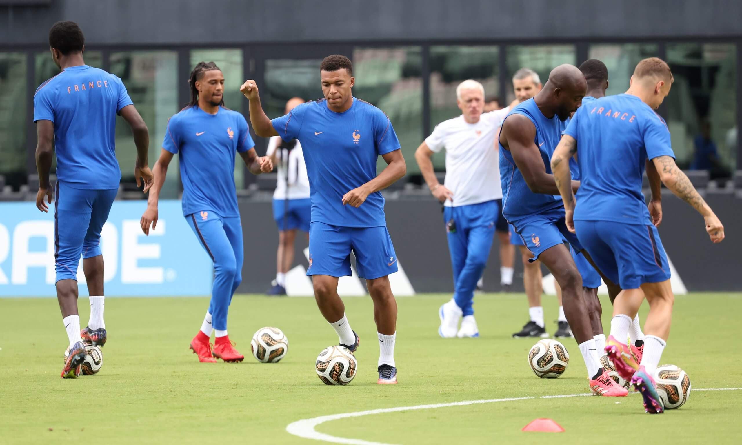 World Cup weather: Extreme heat for France vs England, Spain's training delayed by lightning