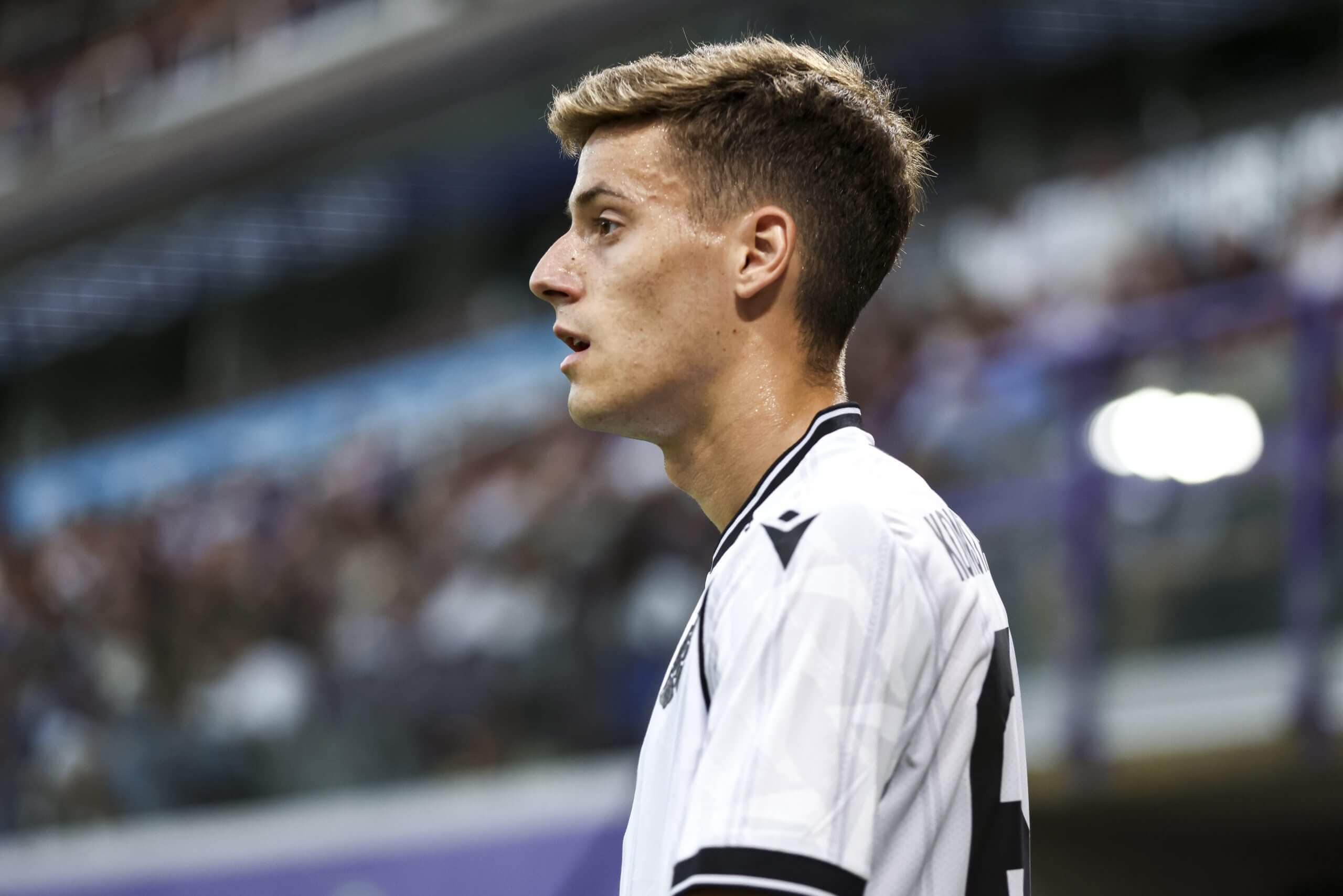 PAOK fans occupy stadium in protest over potential sale of Giannis Konstantelias